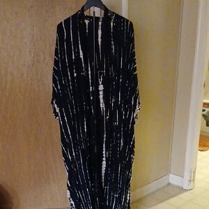 Black and White Tie Dye Kimono